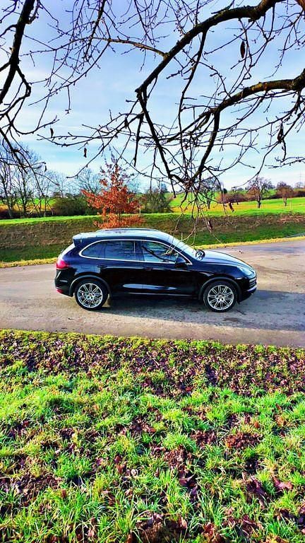 Gebraucht Porsche Cayenne S 382 PS (280 kW) 2012 Schwarz SUV