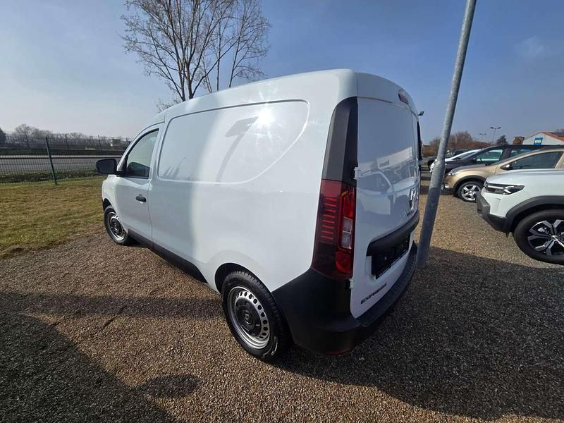 Gebraucht Renault Express 102 PS (75 kW) 2022 Arktisweiß Van / Kleinbus