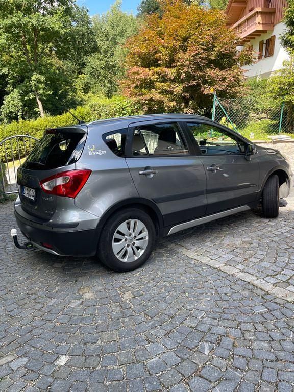 Silber Gebraucht 2013 Suzuki SX4 S-Cross Comfort+ SUV | 9.700 € (Fairer Preis) - Bild 1/4