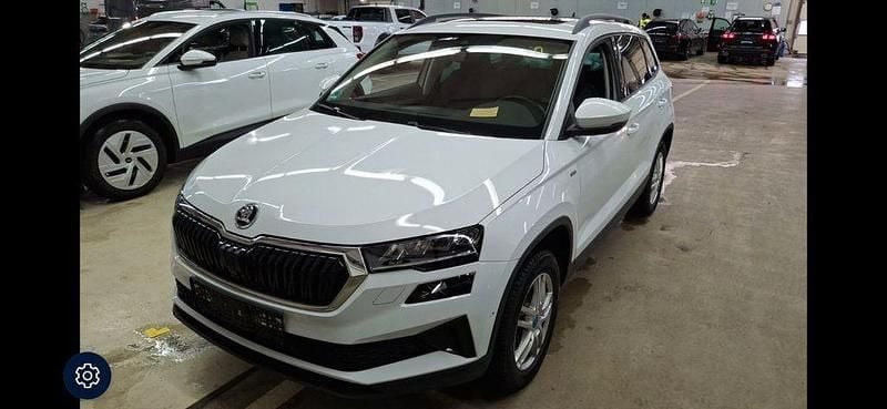 Gebraucht Skoda Karoq 116 PS (85 kW) 2022 Weiß SUV