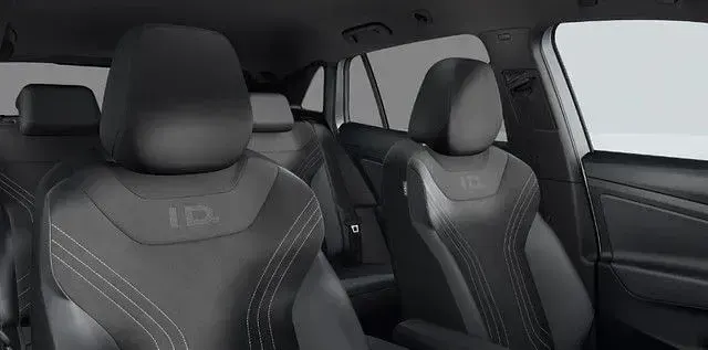 Neu VW ID.4 Pro 210 kW (286 PS) 2026 Silber SUV