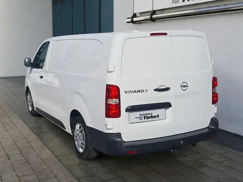 Używany Opel Vivaro-e Combi Edition 100 kW (136 KM) 2022 Unbekannt Van