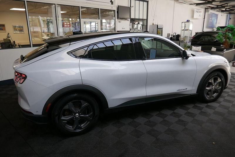 Gebraucht Ford Mustang Extended Range 294 PS (216 kW) 2021 Weiß Limousine