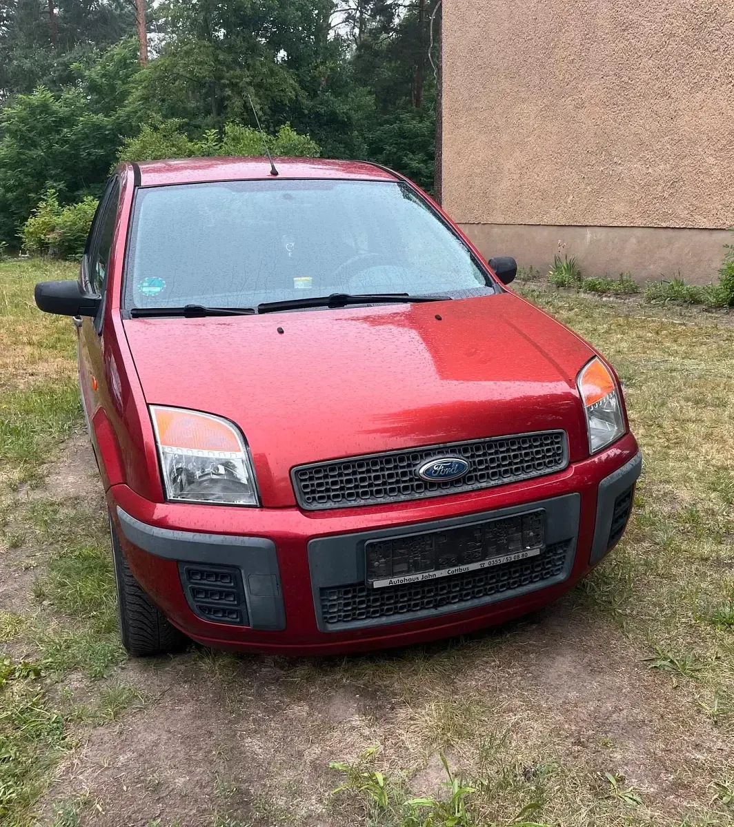 Gebraucht Ford Fusion 65 PS (47 kW) 2006 Rot Kleinwagen