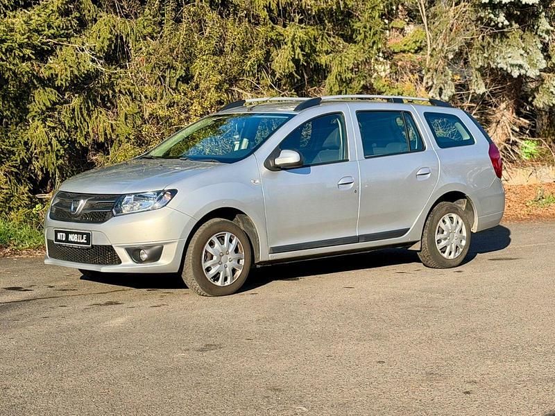 Silber Gebraucht 2015 Dacia Logan MCV Lauréate Kombi | 6.450 € (Fairer Preis) - Bild 1/4