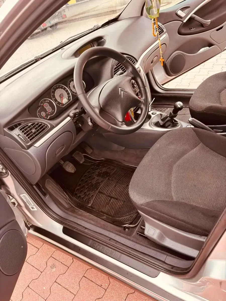 Gebraucht Citroën C5 109 PS (80 kW) 2006 Silber Kleinwagen