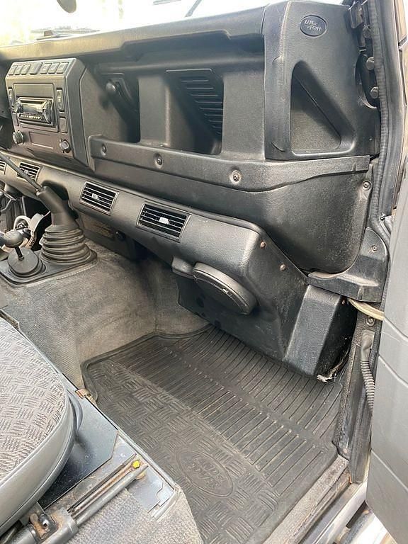 Gebraucht Land Rover Defender 122 PS (89 kW) 2002 Grau Kombi