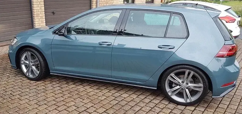 Second-hand VW Golf VII IQ Drive 150 CP (110 kW) 2019 Albastru Berlinǎ