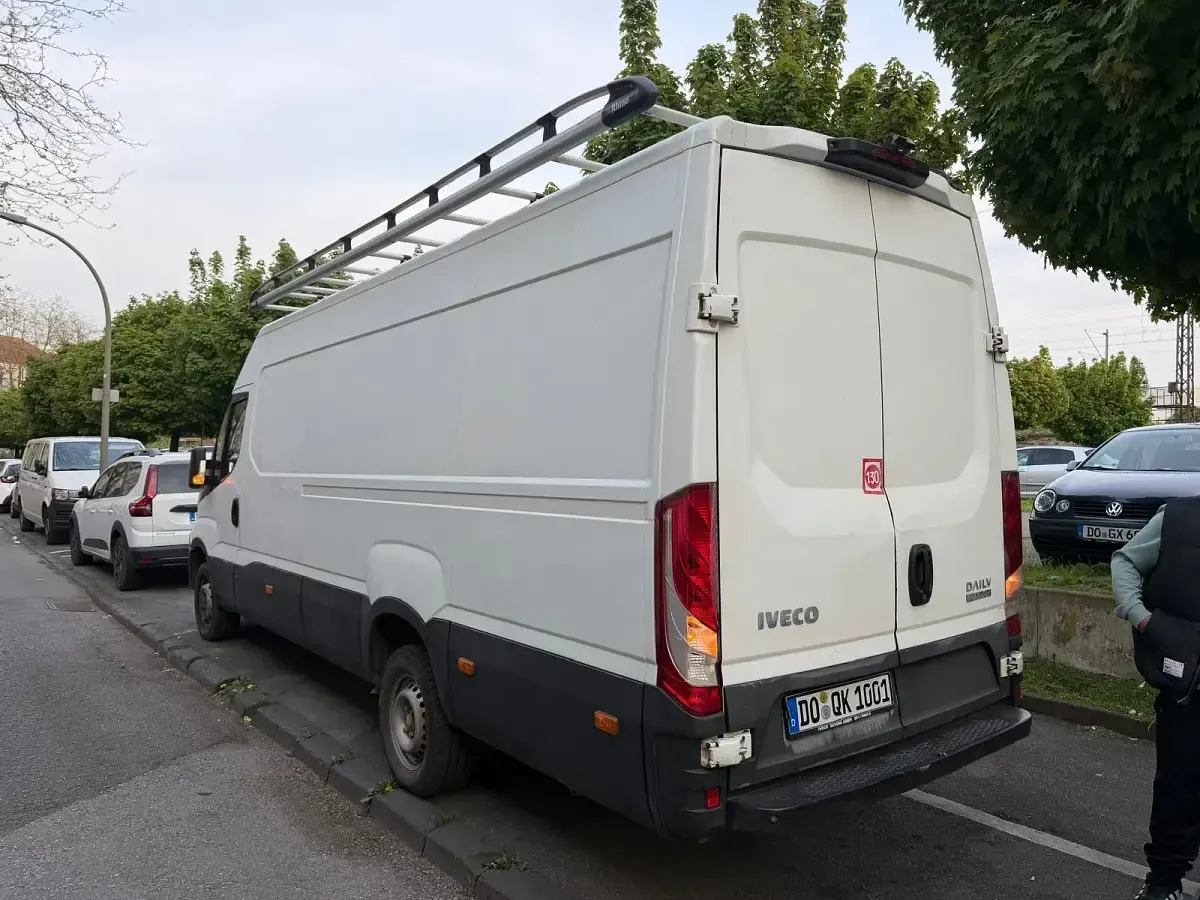 Usata Iveco Daily 136 CV (100 kW) 2018 Bianco Berlina