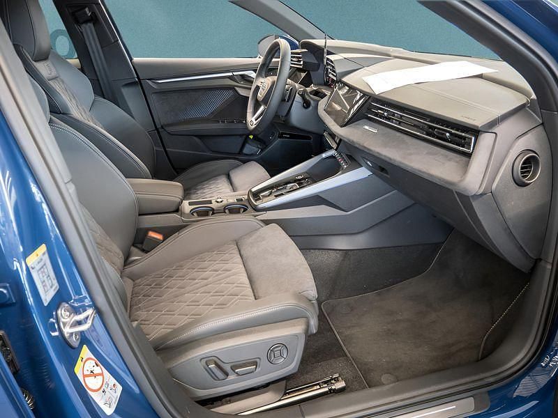 Gebraucht Audi A3 150 PS (110 kW) 2025 Blau Limousine