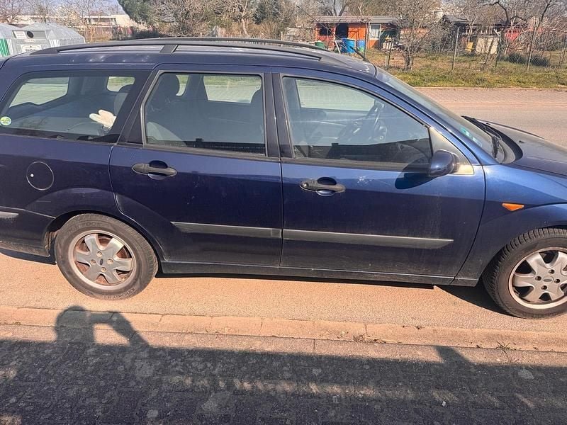 Gebraucht Ford Focus 115 PS (84 kW) 2003 Blau Kombi