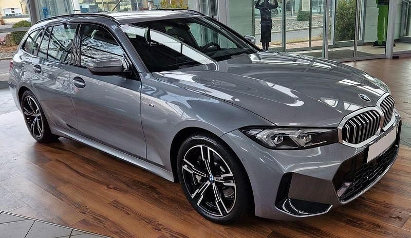 Gebraucht BMW 330 M Sport 245 PS (180 kW) 2025 Grau Limousine