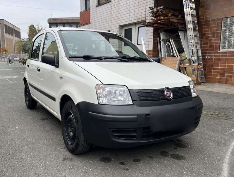 Weiß Gebraucht 2009 Fiat Panda Active Kleinwagen | 2.099 € (Fairer Preis) - Bild 1/4