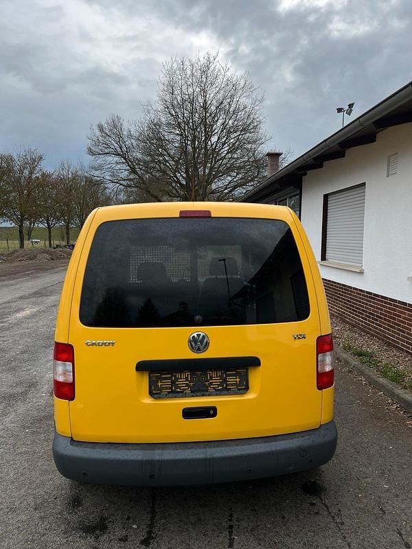 Gebraucht VW Caddy 101 PS (74 kW) 2007 Gelb Van / Kleinbus