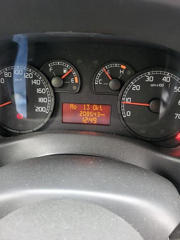 Gebraucht Fiat Doblò Dynamic 85 PS (62 kW) 2007 Grau Van / Kleinbus