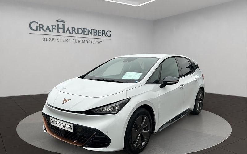 Weiß Gebraucht 2023 Cupra Born Kleinwagen | 24.750 € (Fairer Preis) - Bild 1/4