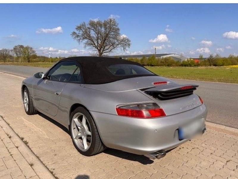 Gebraucht Porsche 911 Carrera 4 Cabriolet 320 PS (235 kW) 2004 Silber Cabrio