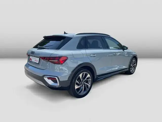Gebraucht Audi A3 Comfort 150 PS (110 kW) 2026 Pfeilgrau perleffekt