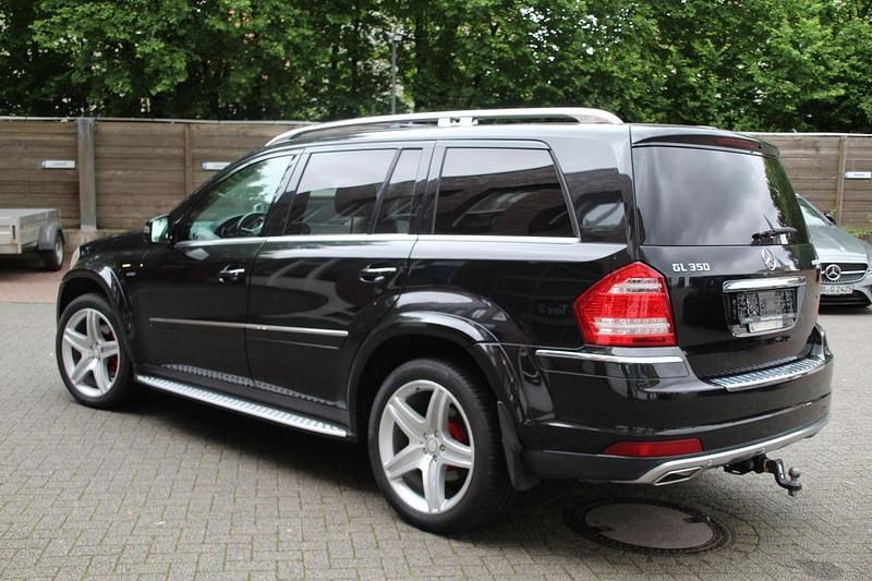 Gebraucht Mercedes GL350 211 PS (155 kW) 2011 Schwarz SUV