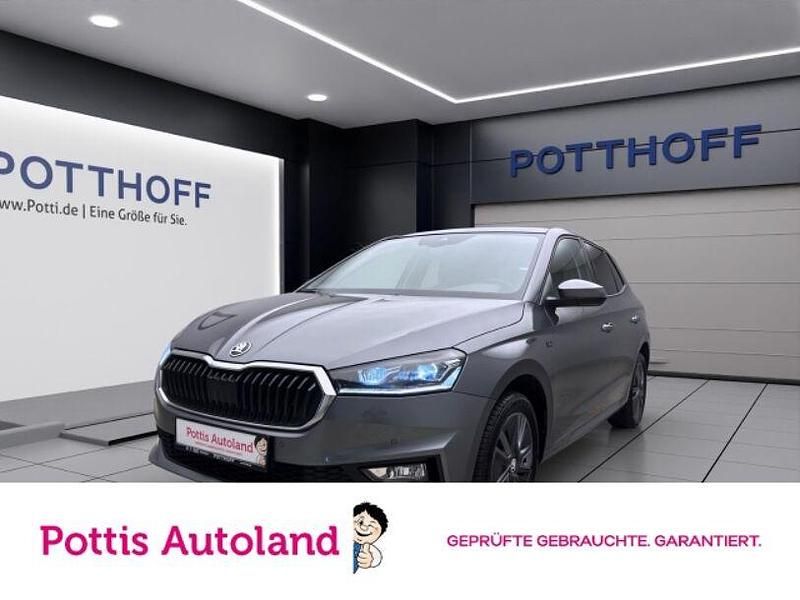 Grau Gebraucht 2024 Skoda Fabia Selection Limousine | 21.221 € (Fairer Preis) - Bild 1/4