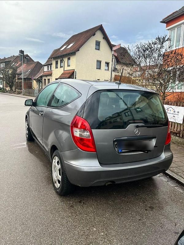 Gebraucht Mercedes A160 95 PS (69 kW) 2010 Grau Limousine