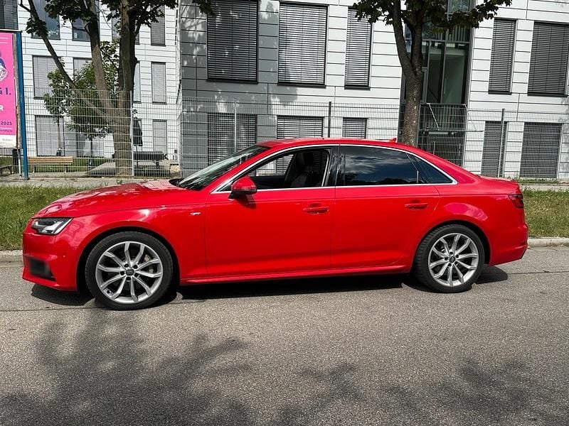 Gebraucht Audi A4 272 PS (200 kW) 2017 Rot Limousine