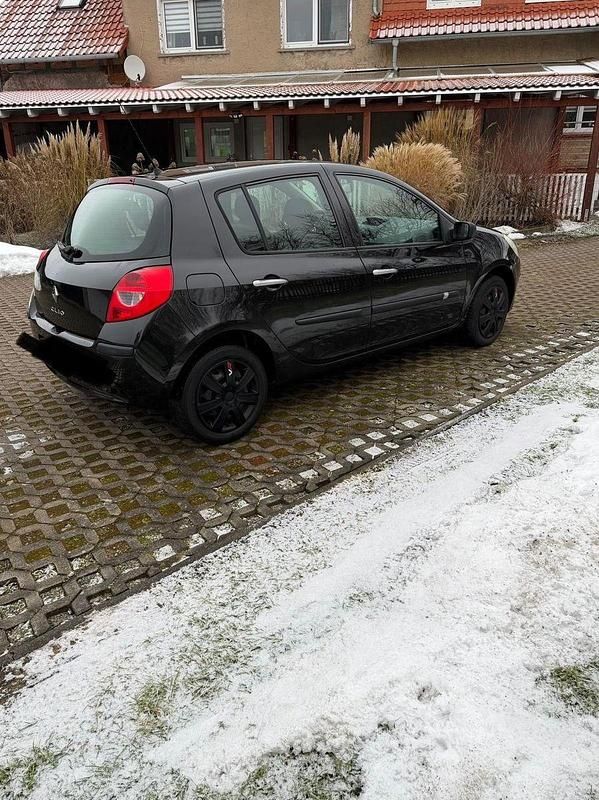 Gebraucht Renault Clio II Expression 75 PS (55 kW) 2008 Schwarz Kleinwagen