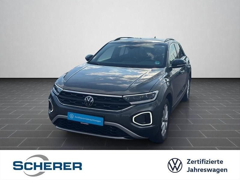 Indiumgrau metallic schwarz (metallic) Gebraucht 2025 VW T-Roc IQ Drive SUV | 32.990 € (Guter Preis) - Bild 1/4