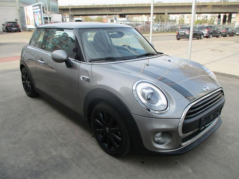 Gebraucht Mini ONE 102 PS (75 kW) 2017 Silber Kleinwagen
