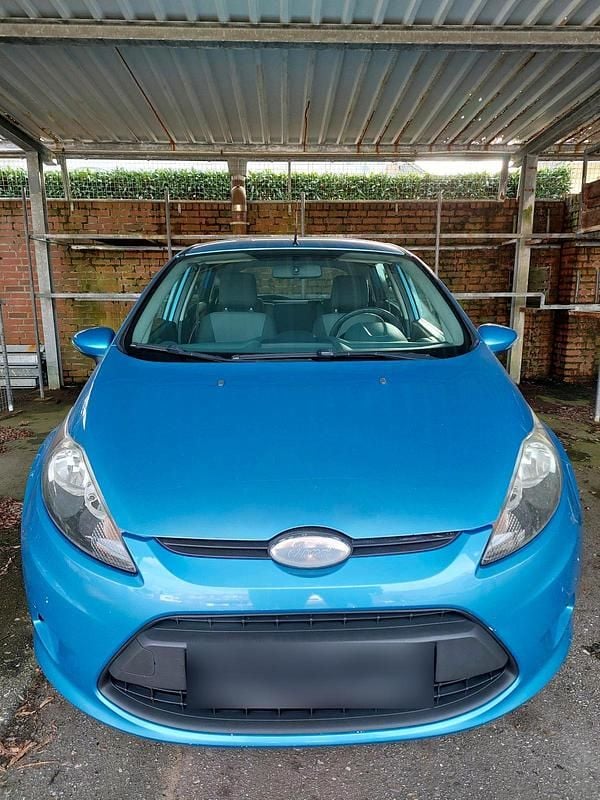 Gebraucht Ford Fiesta 90 PS (66 kW) 2009 Blau Kleinwagen