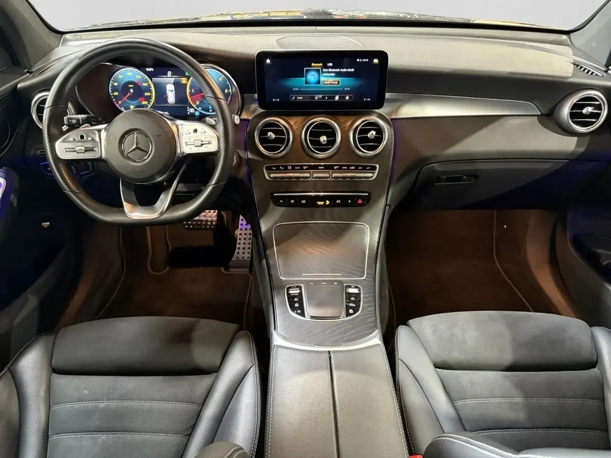 Gebraucht Mercedes GLC400d AMG 330 PS (242 kW) 2022 Szary Limousine