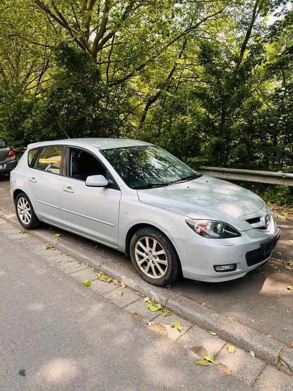 Silber Gebraucht 2008 Mazda 3 Limousine | 1.299 € (Superpreis) - Bild 1/4