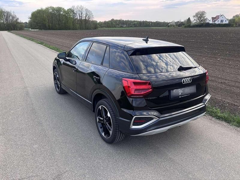 Second-hand Audi Q2 Advanced 150 CP (110 kW) 2025 Negru SUV