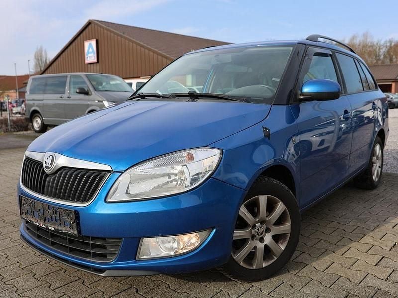 Gebraucht Skoda Fabia Ambition 86 PS (63 kW) 2014 Blau Kombi