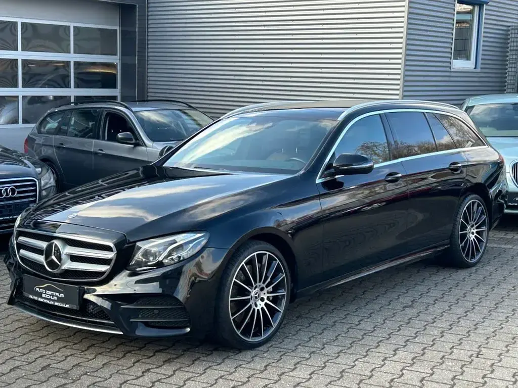 Gebraucht Mercedes E400 Sport 340 PS (250 kW) 2019 Schwarz Limousine