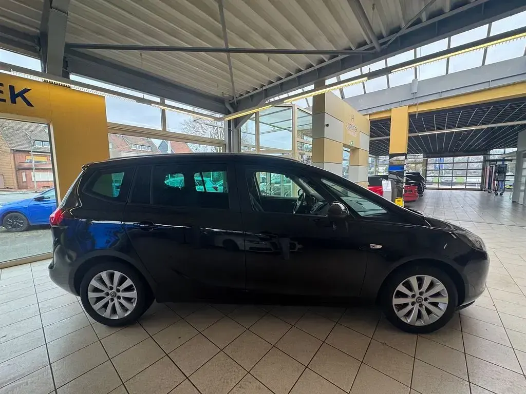 Gebraucht Opel Zafira Tourer 136 PS (100 kW) 2015 Schwarz Van / Kleinbus