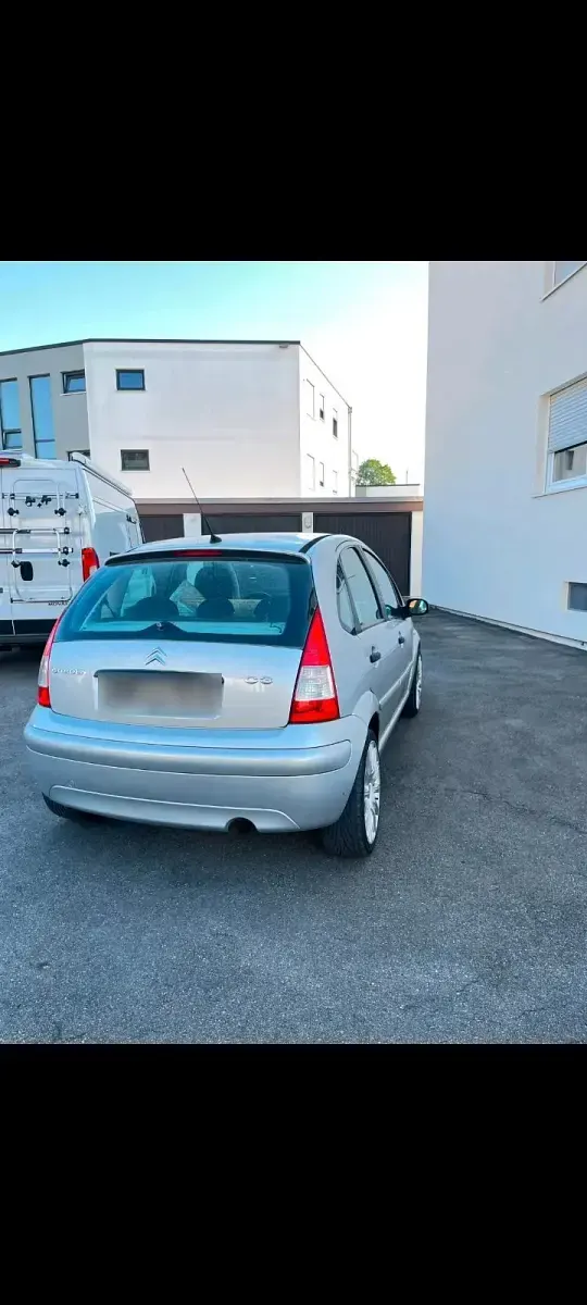 Gebraucht Citroën C3 88 PS (64 kW) 2006 Silber Kleinwagen