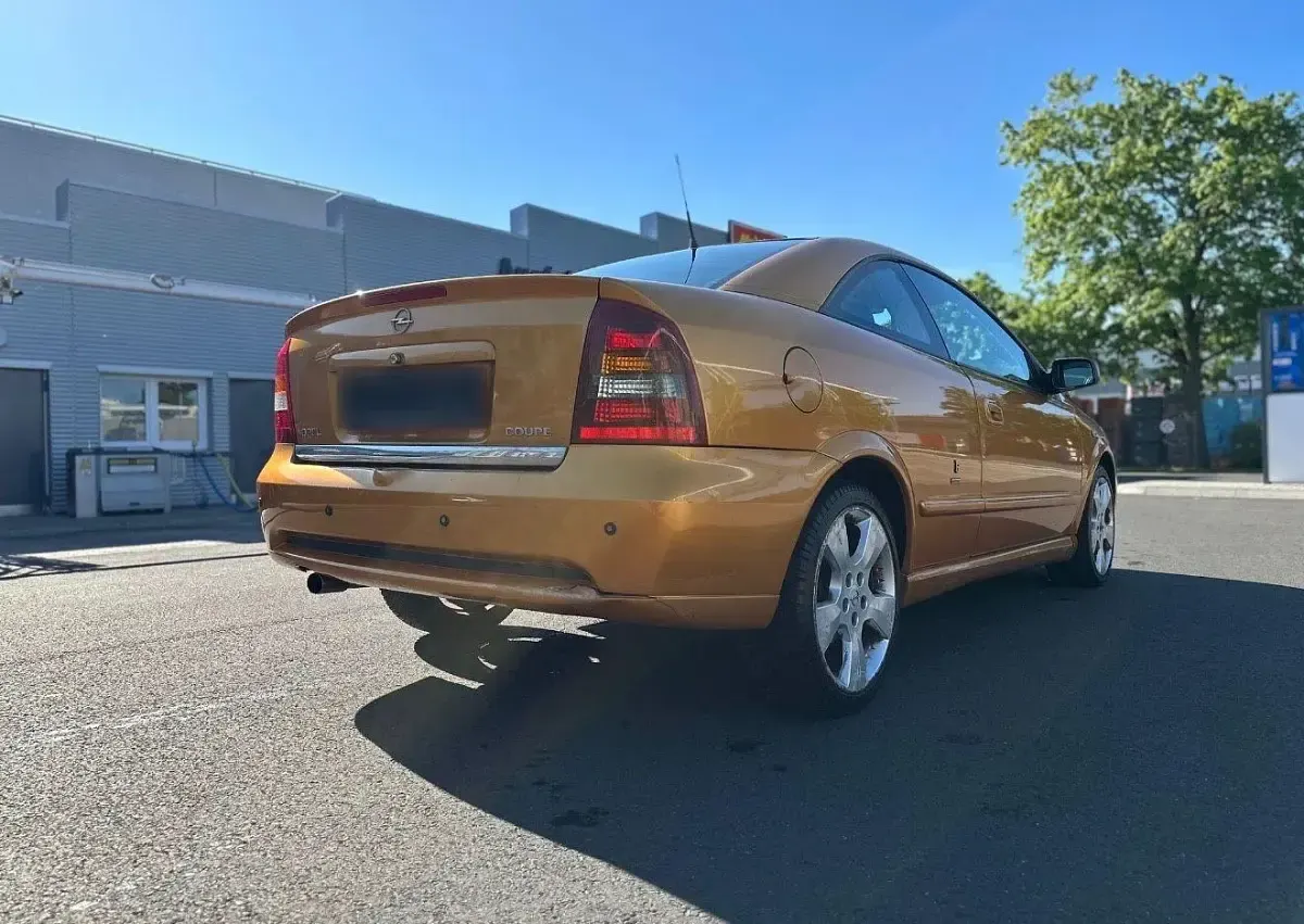 Gebraucht Opel Astra 147 PS (108 kW) 2001 Coupé