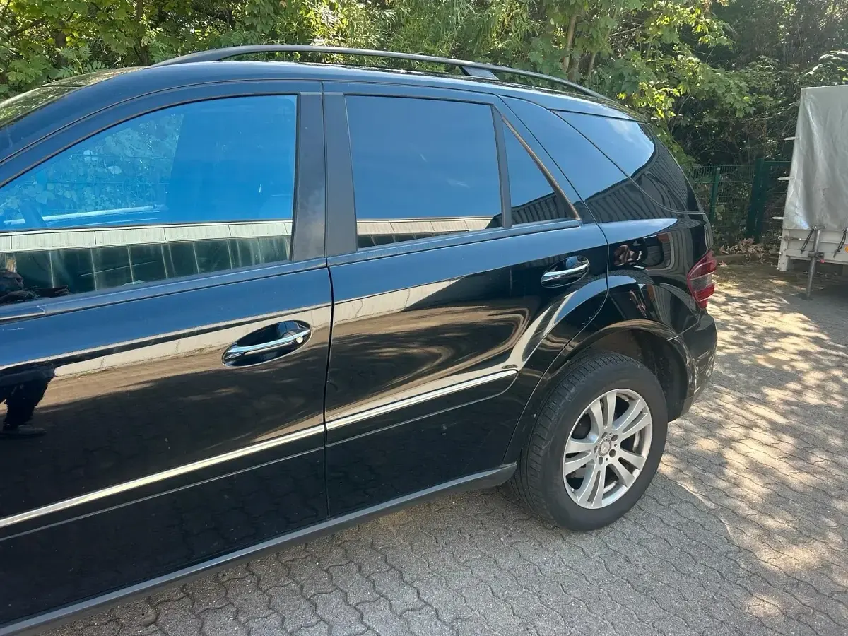 Gebraucht Mercedes 320 224 PS (164 kW) 2007 Schwarz SUV