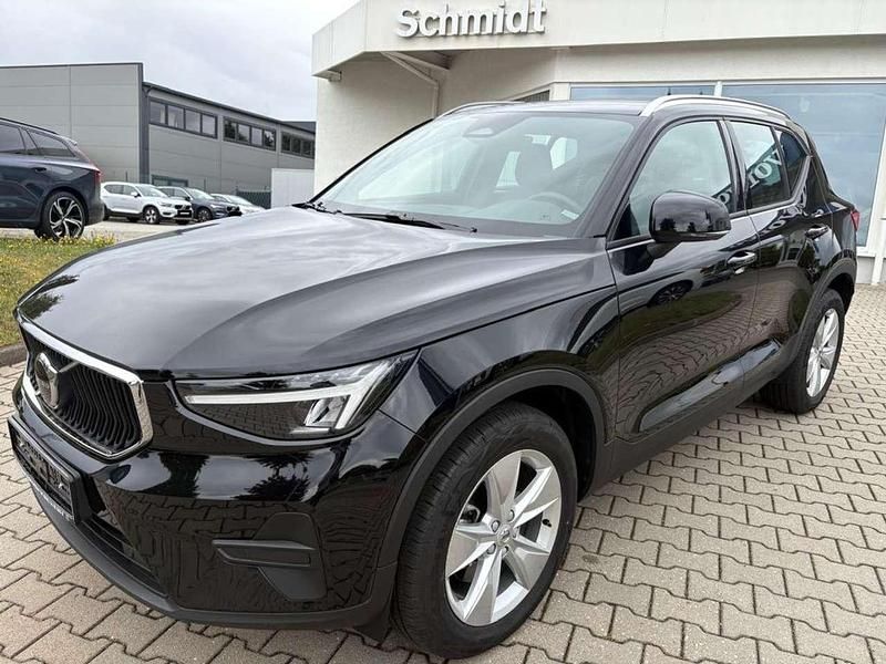Onyx black Gebraucht 2024 Volvo XC40 Core SUV | 36.480 € (Fairer Preis) - Bild 1/4