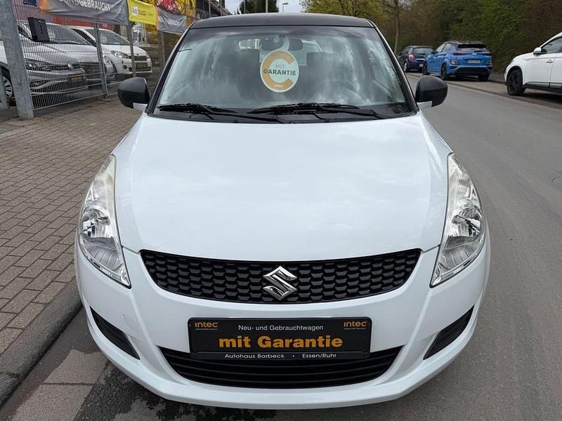 Gebraucht Suzuki Swift 94 PS (69 kW) 2013 Weiß Kleinwagen