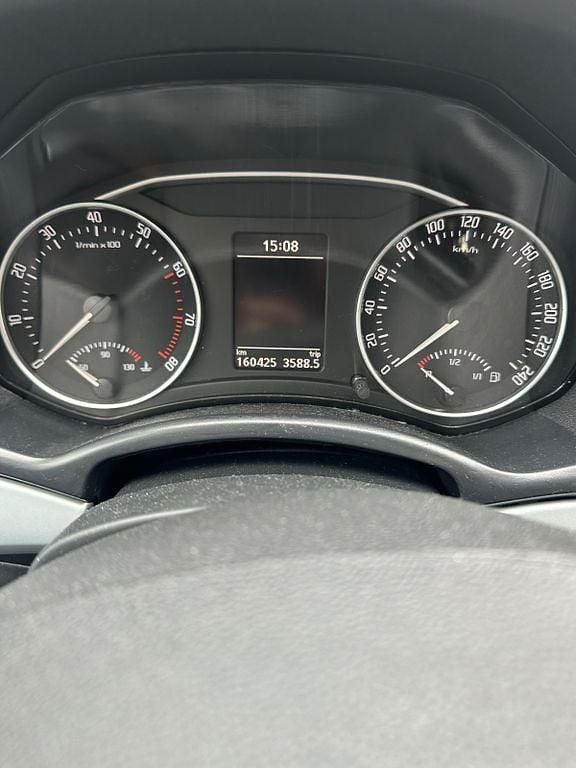 Gebraucht Skoda Octavia Elegance 122 PS (89 kW) 2010 Schwarz Kombi