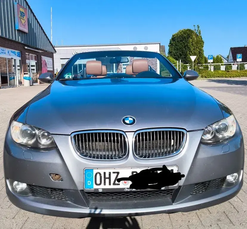Gebraucht BMW 325 M Sport 218 PS (160 kW) 2007 Grau Cabrio