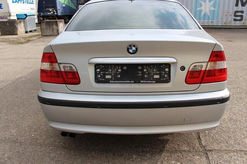 Gebraucht BMW 320 170 PS (125 kW) 2002 Titansilber Limousine