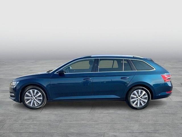 Gebraucht Skoda Superb Style 150 PS (110 kW) 2022 Blau Kombi