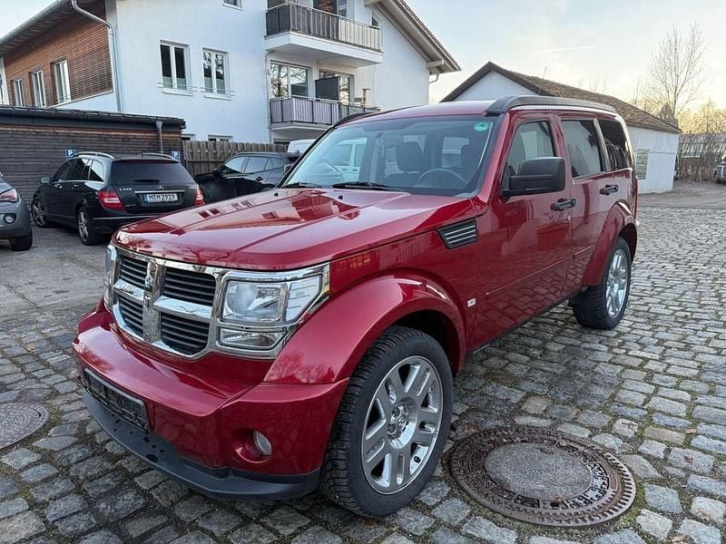Rot Gebraucht 2007 Dodge Nitro SXT SUV | 4.990 € (Superpreis) - Bild 1/4