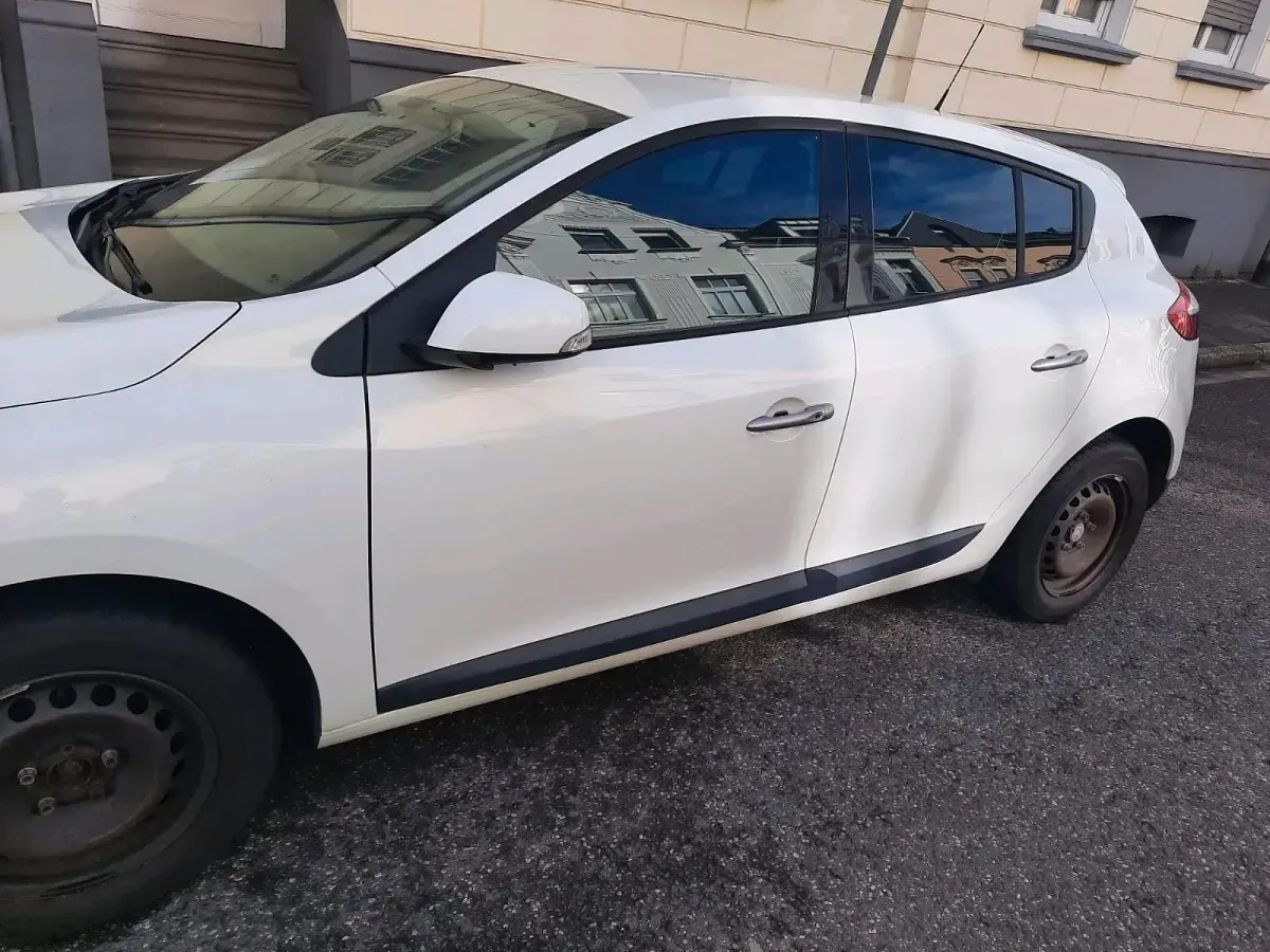 Gebraucht Renault Mégane Coupé 110 PS (80 kW) 2009 Weiß Coupé