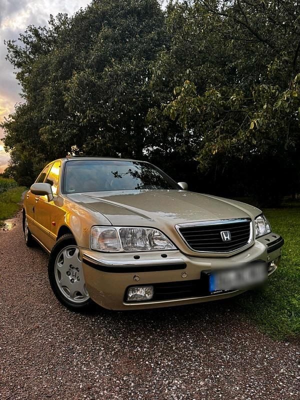 Beige Gebraucht 1999 Honda Legend Limousine | 12.999 € - Bild 1/4