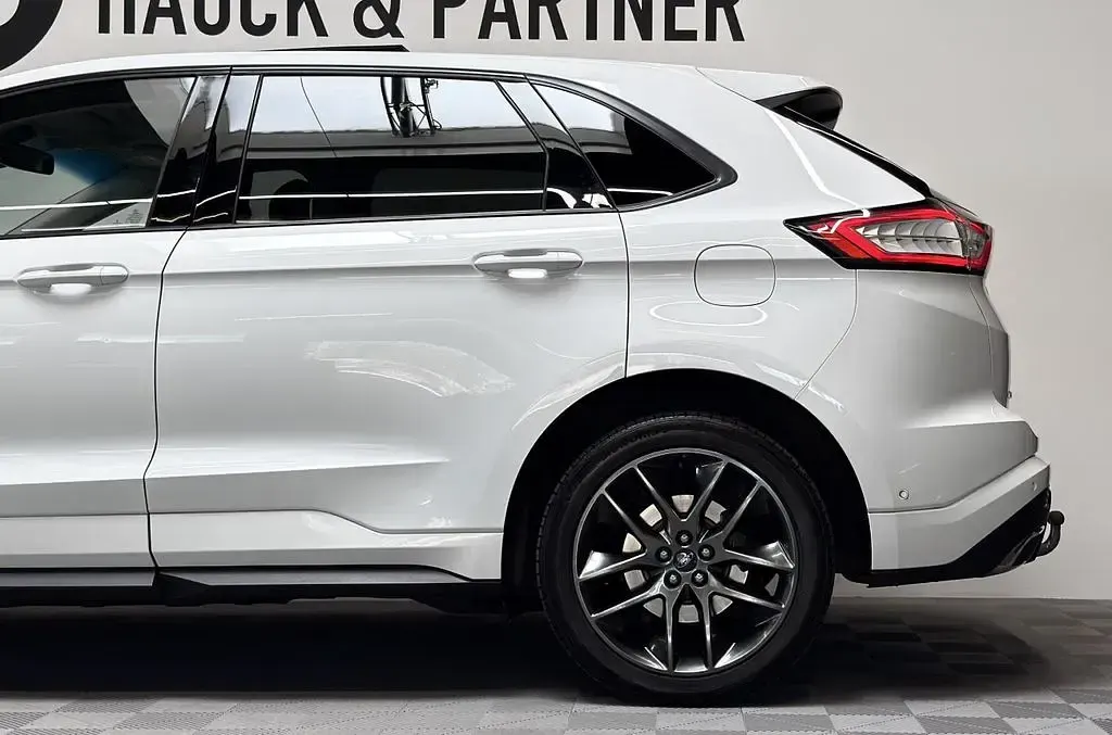 Gebraucht Ford Edge Sport 209 PS (153 kW) 2016 Weiß SUV