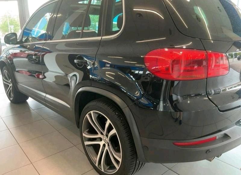 Schwarz Gebraucht 2014 VW Tiguan Style SUV | 14.000 € (Fairer Preis) - Bild 1/4